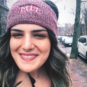 Meet your Posher, Christina